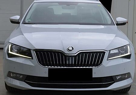 Skoda Superb 2.0 TDI Style 190ps