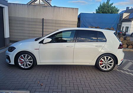 VW Golf GTI Volkswagen Golf VII GTI 2.0 TSI OPF Performance