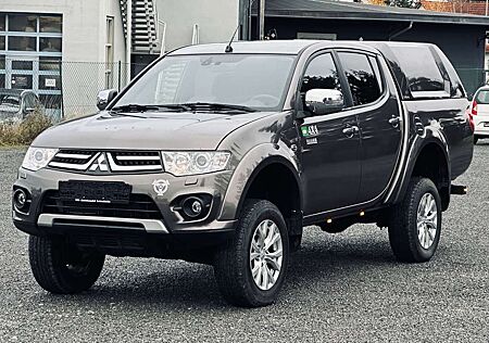 Mitsubishi L200 Diamant Edition Doppelkabine 4WD*XENON*NAVI