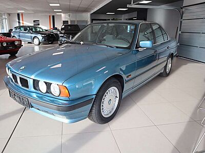 BMW 530 530i V8