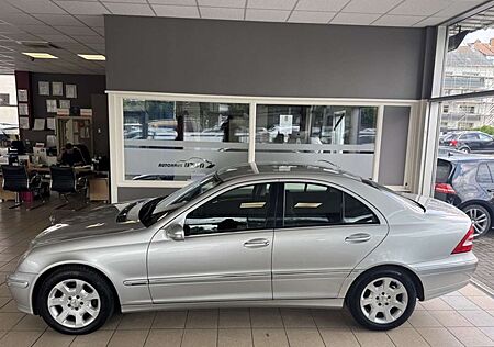 Mercedes-Benz C 200 CDI Auto Sport Ed. Elegance Navi Klima AHK