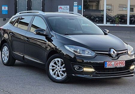 Renault Megane III DeLuxe *1. HAND* NAVI/PDC/SHZ/TÜV NEU