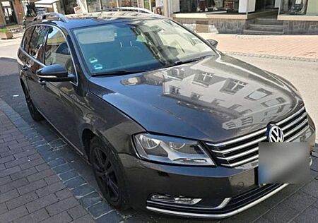 VW Passat Variant Volkswagen 2.0 TDI DSG BlueMotion