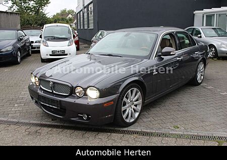 Jaguar XJ 2.7 D XJ6 Executive*2.HAND*TOPZUSTAND*VOLL*