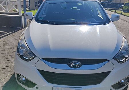 Hyundai ix35 2.0 4WD Automatik