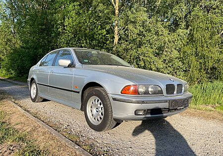 BMW 520 i Automatik Tüv=07/2026 1.Hand AC 188T-Km VB
