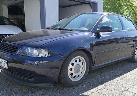 Audi A3 1.6,el.SSD,2 x Sitzhz,ZV,4xBremse+Kupplung neu,
