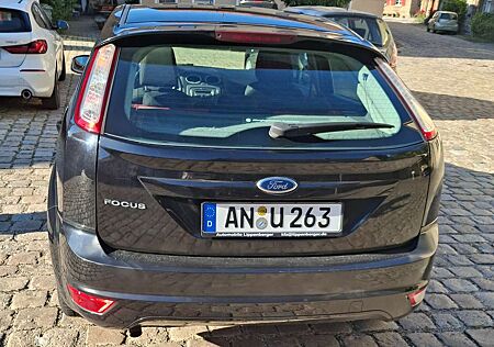 Ford Focus 1.6 Ti-VCT White Magic