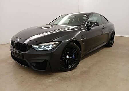 BMW M4 Baureihe Coupe*LED*Deutsche Ausführung*