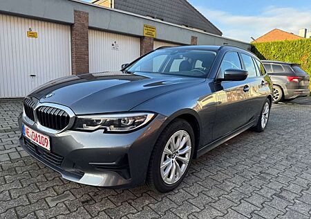 BMW 320 d Advantage-Navi-LED-SHZ-Ambiente