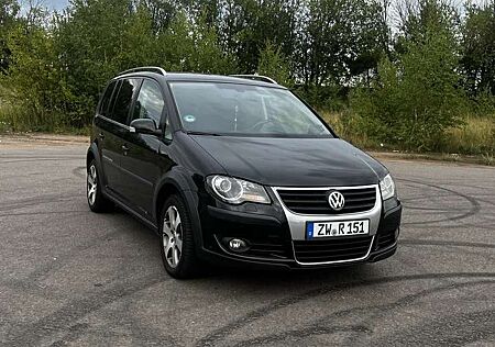 VW Cross Touran Volkswagen 1.4 TSI DSG