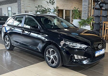 Hyundai i30 Trend R.Cam SHZ PDC Spurassist. Tempomat