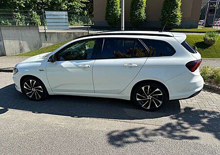 Fiat Tipo Kombi 1.4 T-Jet Mirror
