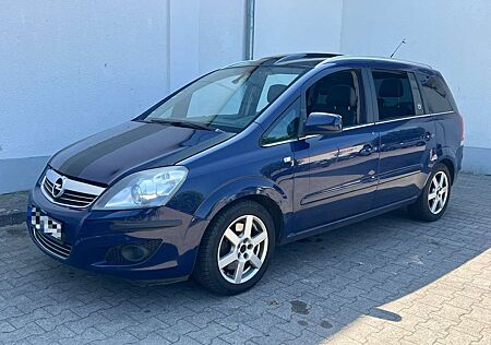 Opel Zafira 1.9 CDTI Cosmo 7-Sitzer *Leder+Pano+PDC+NAVI* 2010