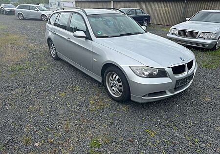 BMW 318i 318 Touring Aut.