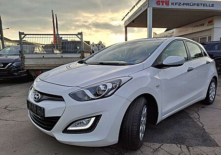 Hyundai i30 Classic *Scheckheft*Klimaanlage*1. Hand*