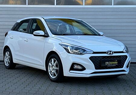 Hyundai i20 Select 1.Hand MFL/Notbrems/USB/AUX/Garantie