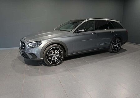 Mercedes-Benz E 220 d 4M T All-Terrain PANO/AHK/STANDHZG/LED