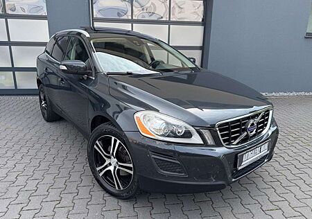 Volvo XC 60 XC60 Summum AWD Pano/Leder/BiXenon/Standheiz/AHK