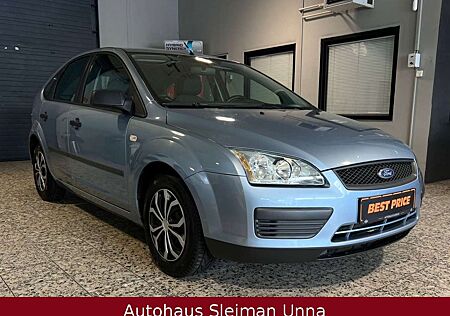 Ford Focus Lim. Trend 1,6/Klima/Tüv-Neu