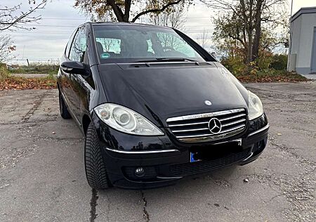 Mercedes-Benz A 150 gebraucht kaufen Mercedes-Benz A 150 A-Klasse 3-Türer Elegance