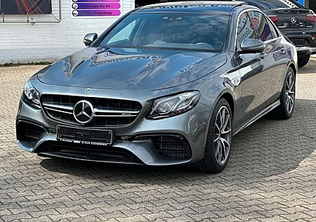 Mercedes-Benz E 63 AMG 4Matic+ PANORAMA 360° LEDER MULTIBEAM