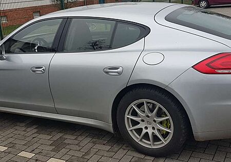 Porsche Panamera Se-hybrid