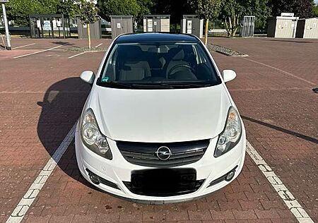 Opel Corsa 1.4 16V Color Edition