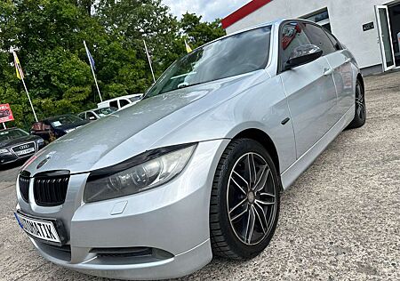 BMW 320i 320 e90 Automatik Tüv und Au Neu
