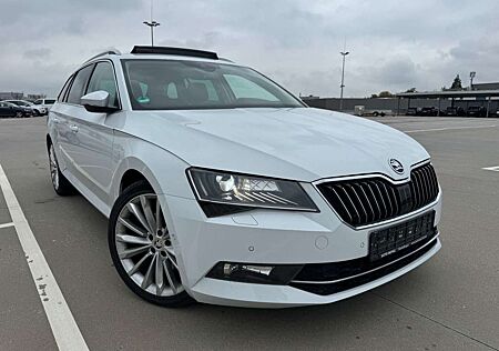 Skoda Superb Combi 2.0 TDI Style 4x4 DSG