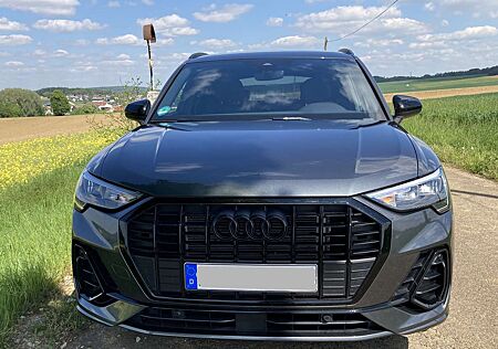 Audi Q3 35 TFSI S tronic line