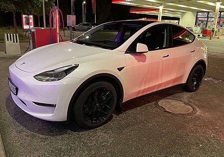 Tesla Model Y Long Range Dual Motor AWD