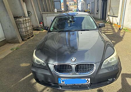 BMW 525i 525