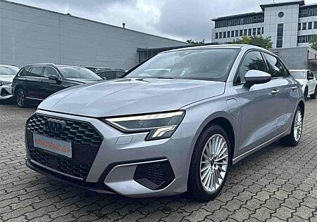 Audi A3 40 TFSIe S line BLACK RAUTE PANO 17Z VC LED