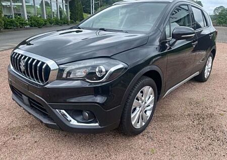 Suzuki SX4 S-Cross 1.4 VVT 4x4 Comfort