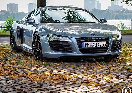 Audi R8 4.2 FSI quattro R tronic