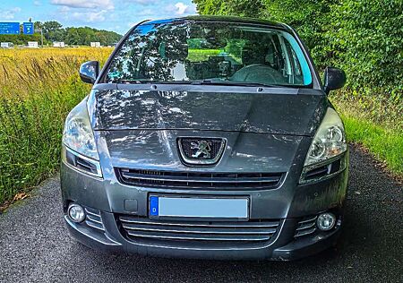 Peugeot 5008 1.6 Turbo 155 THP Automatik Premium