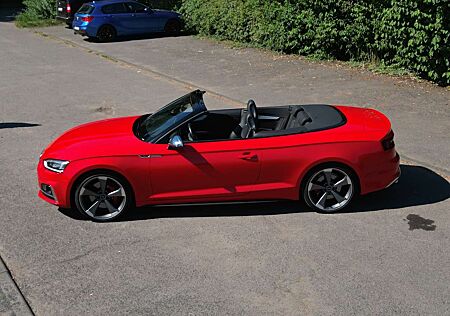 Audi S5 Cabrio 3.0 TFSI quattro tiptronic