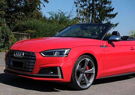 Audi S5 Cabrio 3.0 TFSI quattro - "Black Edition"