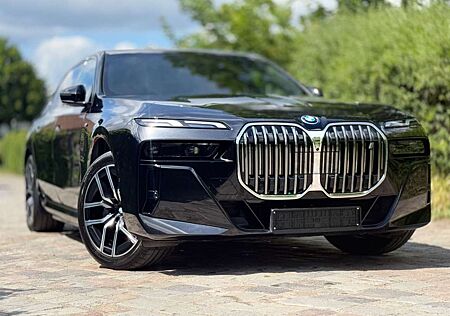 BMW i7 eDrive50*M-PAKET*B&W*SOFT-CLOSE*PA&DA*
