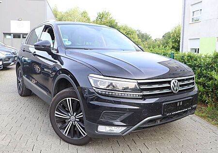 VW Tiguan Volkswagen 2.0 TDI DSG 4M HIGHLINE / PANORAMA / LED