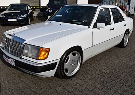 Mercedes-Benz E 280 *AUTOMATIK*STANDHEIZUNG*KLIMA*PDC*