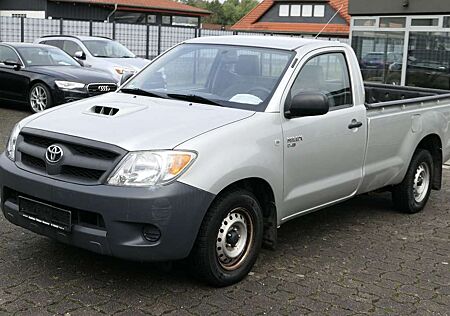 Toyota Hilux Single Cab/1-Hand/AHK/LKW-Zul