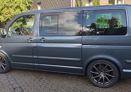 VW T5 Multivan Volkswagen Transporter T5 TDI Business Ausstattung