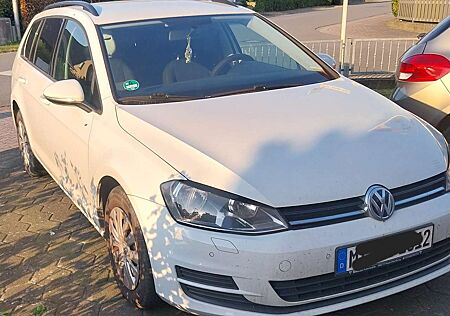 VW Golf Variant Volkswagen 1.6 TDI 4Motion BlueMotion Technology