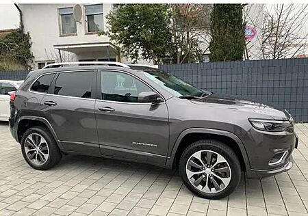 Jeep Cherokee Overland