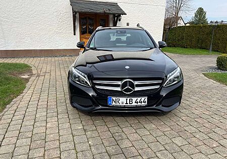Mercedes-Benz C 220 d 4Matic T 9G-TRONIC Avantgarde