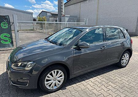 VW Golf Volkswagen VII Lim. 2.0 TDI Highline BMT