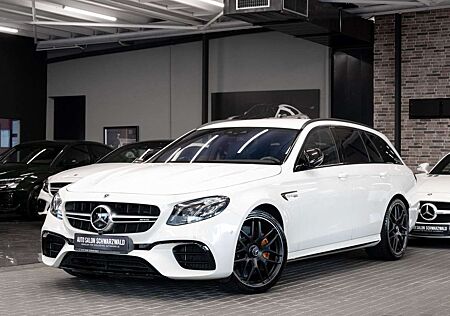 Mercedes-Benz E 63 AMG E63T S AMG 4Matic|PERFORMANCE SITZE|KERAMIK|VOLL