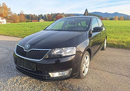 Skoda Rapid /Spaceback Elegance 1,2 TSI, Klima, SH, AHK,1-Hand,TÜV-neu